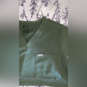 Figs Olive Green Scrub Top/Pants Moss Green. L/TL